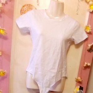 Mangopop (S) T-Shirt Look Round Neck Bodysuit